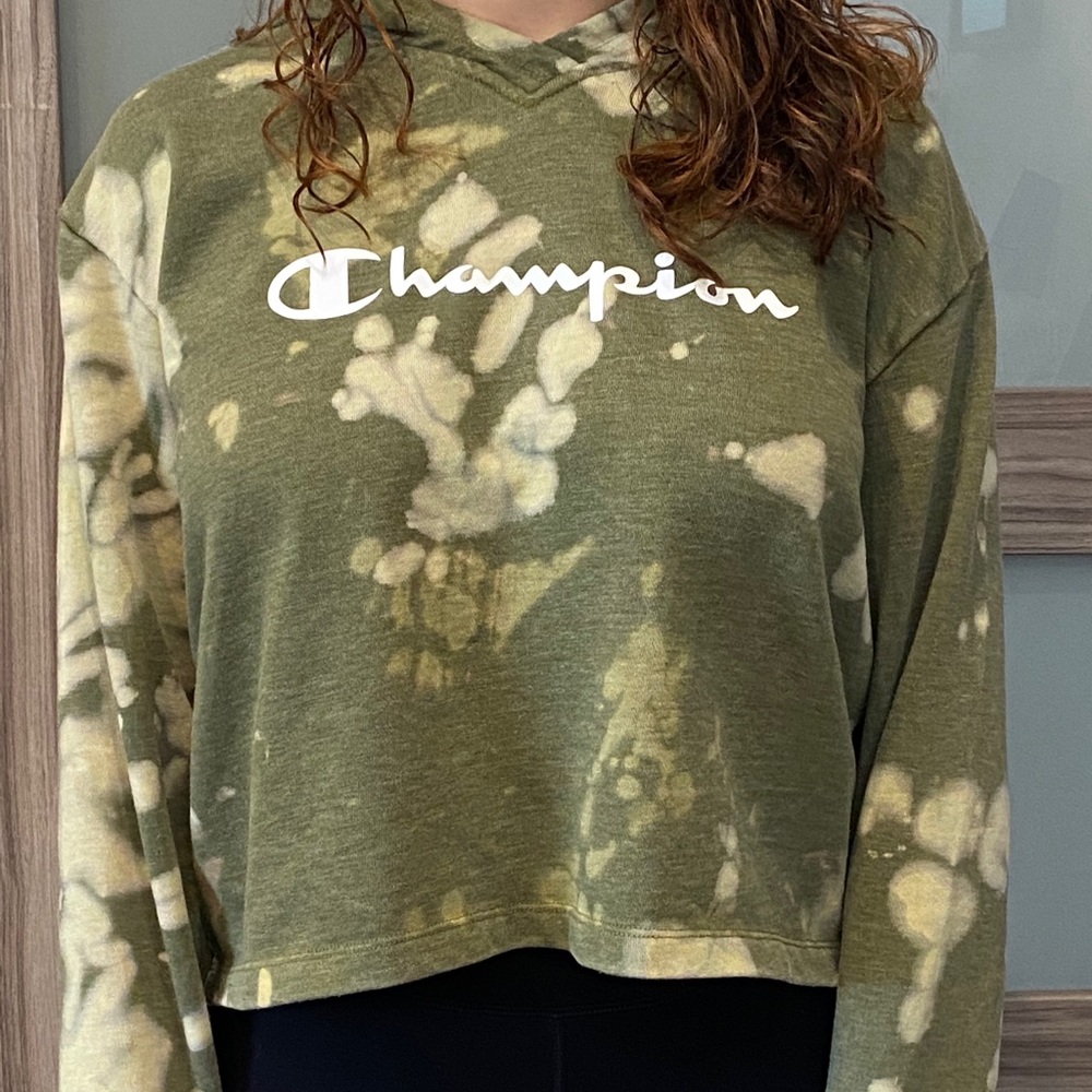 Reverse tie dyed Champion crop hoodie. Size large